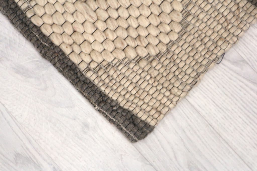 Handmade Indian Rug HJB007000 A 120 x 65