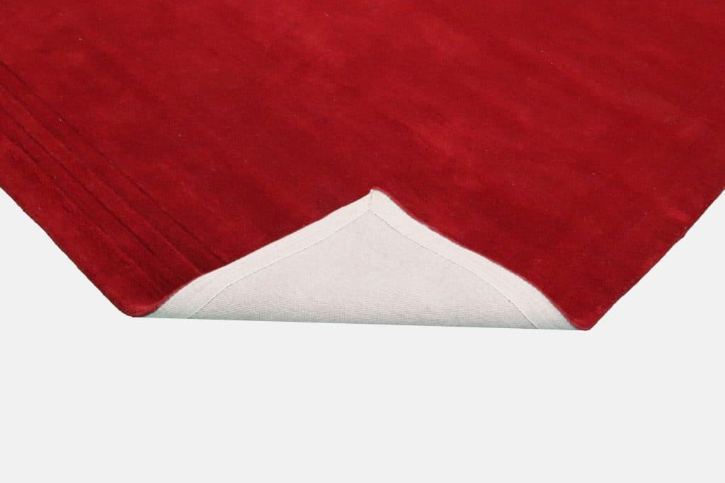 Lippa Plain Carved Rug - Red - Plain 100% wool rug with carved desig HHL030005 420 x 300