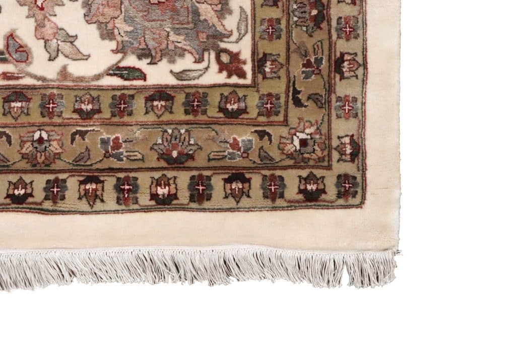 Very fine indo Persian - Cream - Handknotted rug with Persian design IPF035006 556 x 362