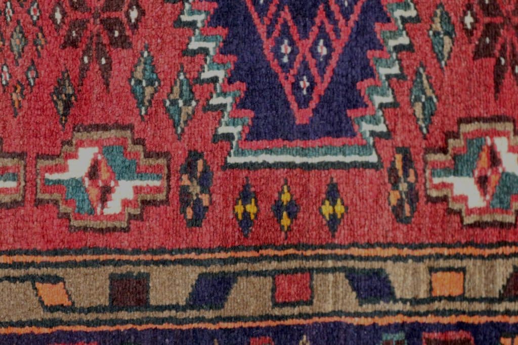 Persian Hamadan Rug HAM019000 196 x 119