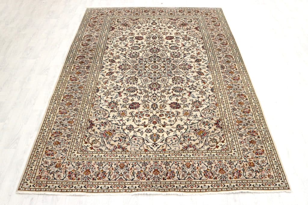 Persian Keshan Rug PEC023CHE 305 X 196