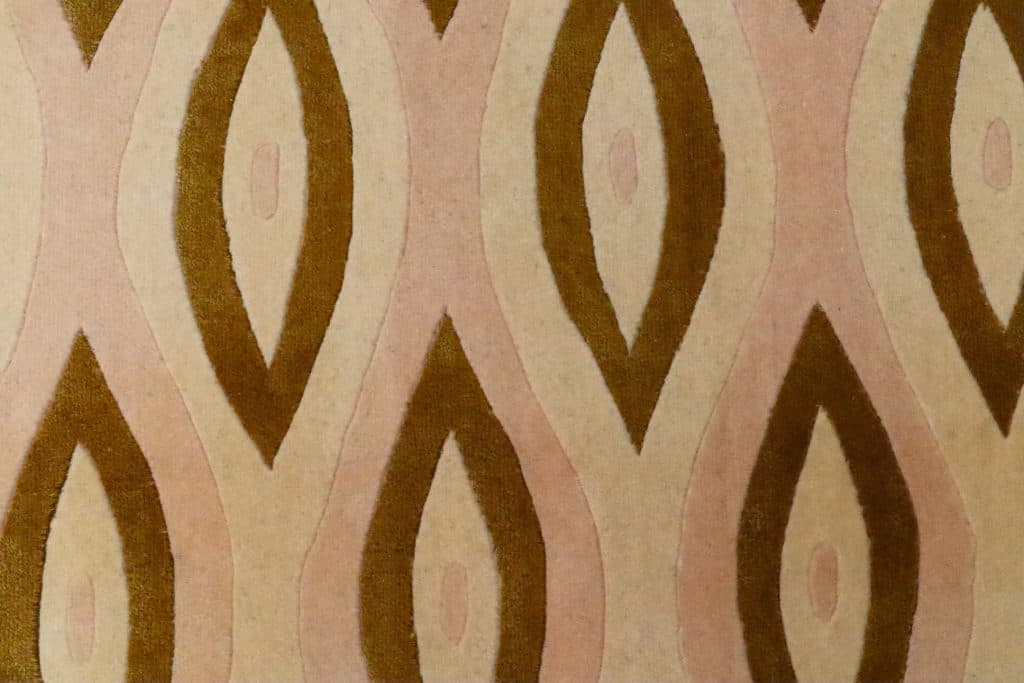 Modern Tibetan Rug Fine Line CTN025S13 L 302 x 234