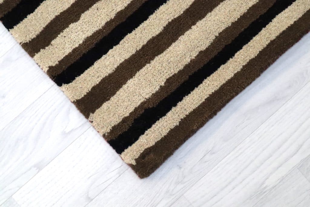 Modern Rug HFS013000 152 X 91 J