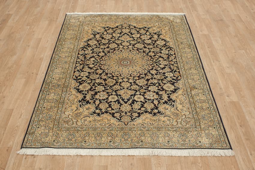 Kashmiri Silk Rug KSK018088 185x127