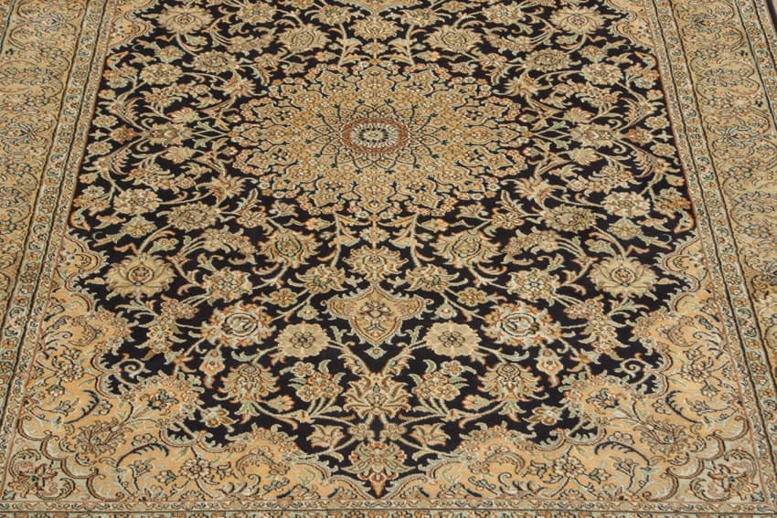 Kashmiri Silk Rug KSK018088 185x127