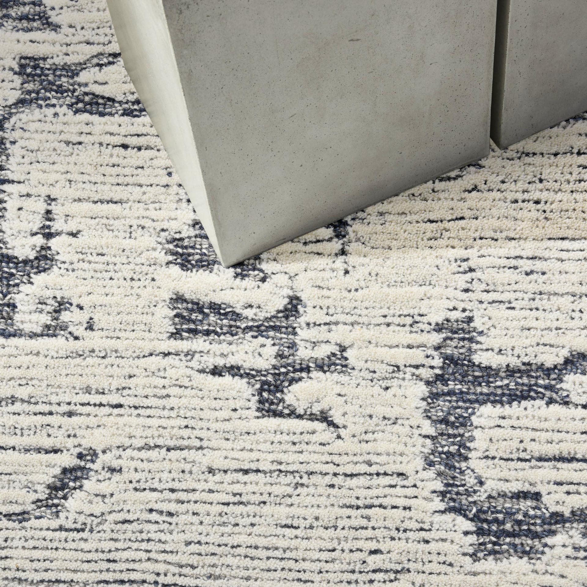 CK009 SCULPTURAL - SCL01 - Blue rug, photo 9