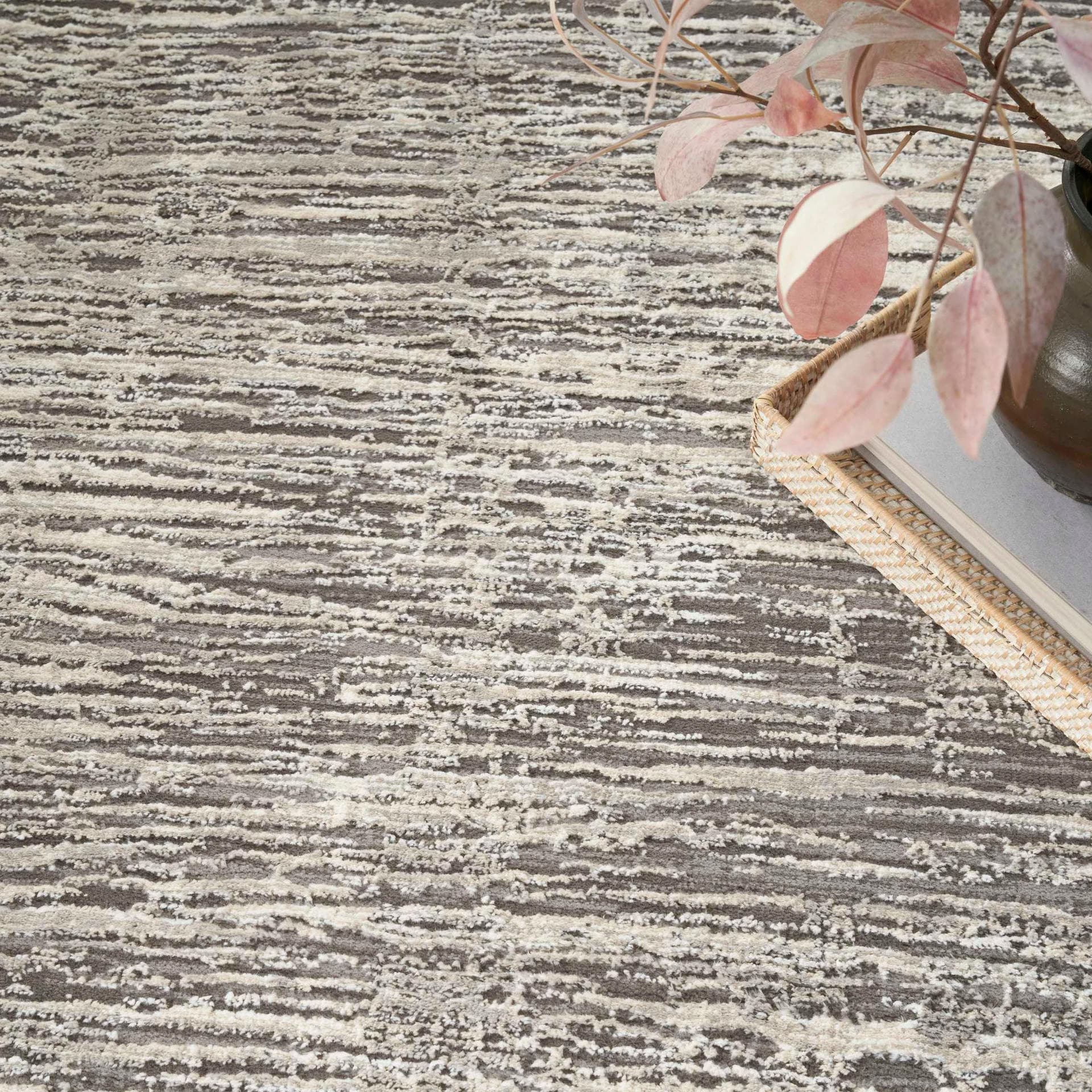 SUSTAINABLE TRENDS - SUT01 - Ivory Grey rug, photo 3